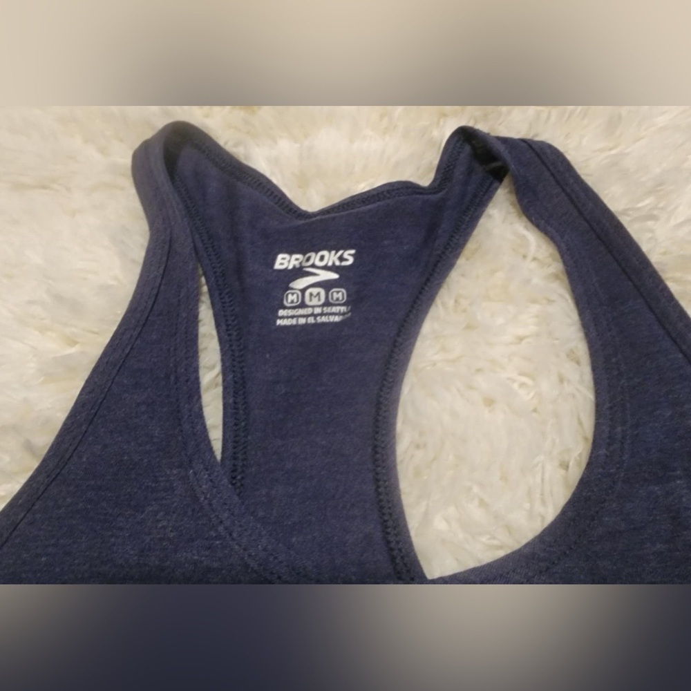 BROOKS Women's Distance Graphic Racerback Blue Athletic Tank Sz. Medium EUC - Picture 2 of 5